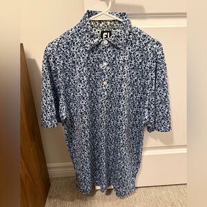 Footjoy men’s small (fits like medium / large ) golf shirt
